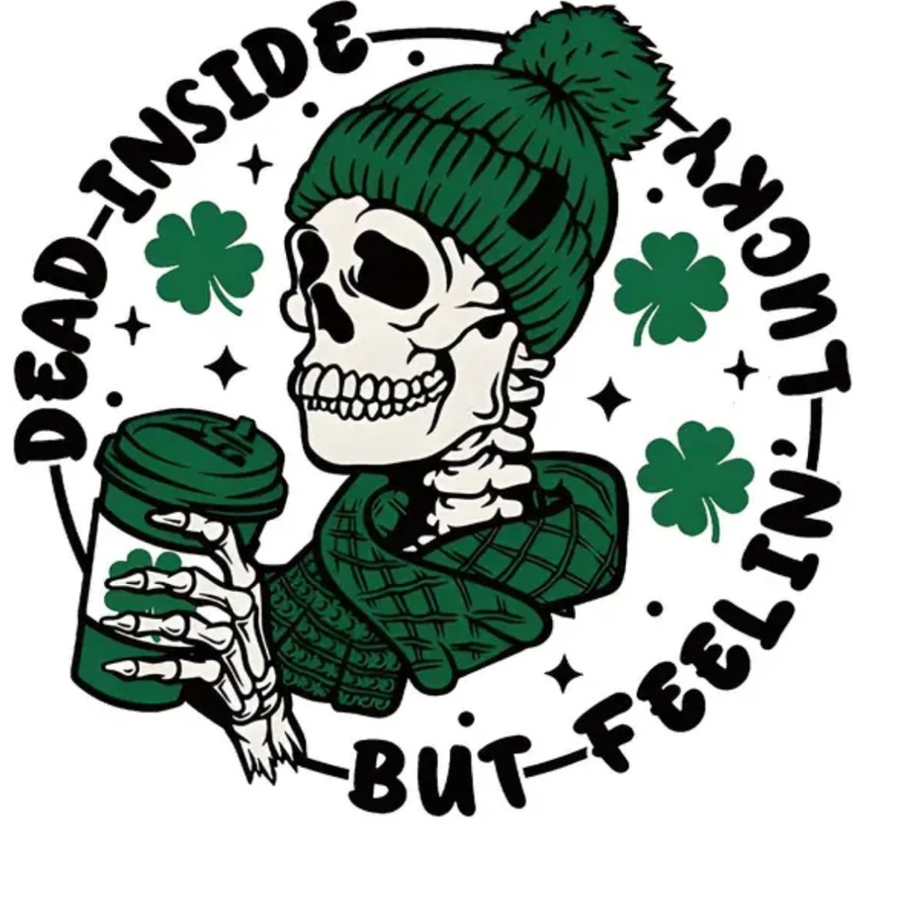 St Patrick’s Day Graphic Tee Size M UNISEX avail on white sweatshirt in closet